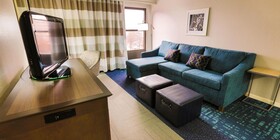 Hampton Inn & Suites Nashville Airport