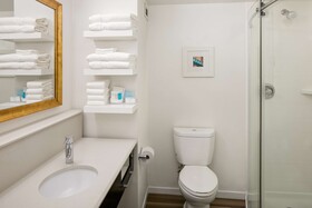 Hampton Inn & Suites Nashville Airport