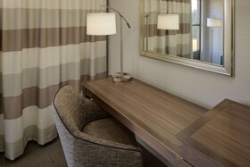 Hampton Inn & Suites Nashville Airport