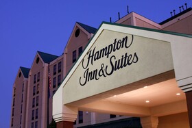 Hampton Inn & Suites Nashville Airport