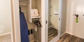 Hampton Inn & Suites Nashville Airport
