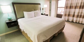 Hampton Inn & Suites Nashville Airport