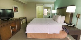 Hampton Inn & Suites Nashville Airport