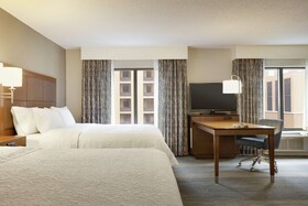 Hampton Inn & Suites Nashville-Downtown