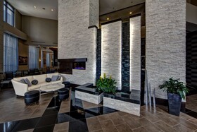 Hampton Inn & Suites Nashville-Downtown