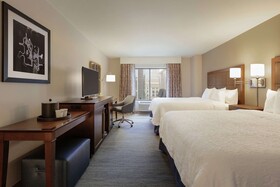 Hampton Inn & Suites Nashville-Downtown