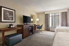 Hampton Inn & Suites Nashville-Downtown