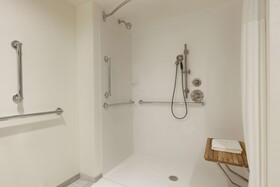 Hampton Inn & Suites Nashville-Downtown