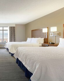 Hampton Inn & Suites Nashville-Downtown