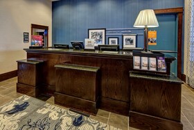 Hampton Inn & Suites Nashville-Downtown