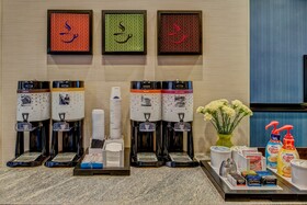 Hampton Inn & Suites Nashville-Downtown