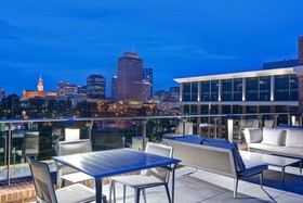 Hampton Inn & Suites Nashville Downtown Capitol View