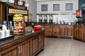 Hampton Inn & Suites Nashville Green Hills
