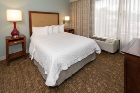 Hampton Inn & Suites Nashville Green Hills