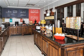 Hampton Inn & Suites Nashville Green Hills