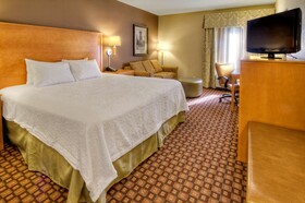 Hampton Inn & Suites Nashville-Vanderbilt-Elliston Place