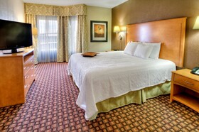 Hampton Inn & Suites Nashville-Vanderbilt-Elliston Place