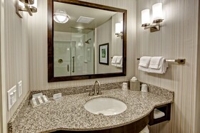 Hilton Garden Inn Nashville Downtown/Convention Center