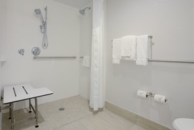 Holiday Inn Express Nashville Airport