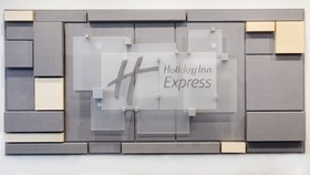 Holiday Inn Express Nashville Airport