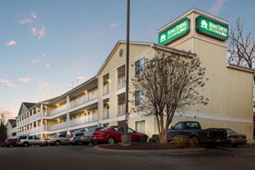 HomeTowne Studios Nashville - Airport/ Briley Pkwy