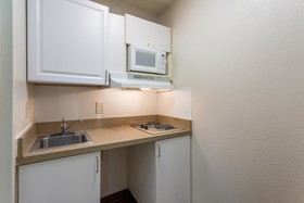 HomeTowne Studios Nashville - Airport/ Briley Pkwy