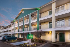 HomeTowne Studios Nashville - Airport/ Briley Pkwy