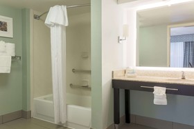 Homewood Suites Nashville Airport