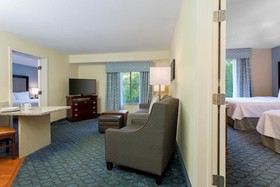Homewood Suites Nashville Airport