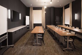Hyatt Place Nashville / Green Hills