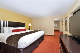 Quality Suites Nashville Airport