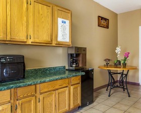 Rodeway Inn