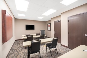 Hampton Inn by Hilton Nashville Airport Century Place