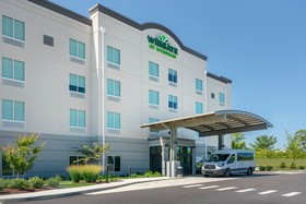 Hampton Inn by Hilton Nashville Airport Century Place