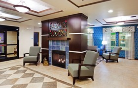 Holiday Inn Express Hotel & Suites Newport South