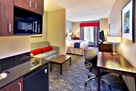 Holiday Inn Express Hotel & Suites Oak Ridge