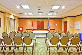 Holiday Inn Express Hotel & Suites Ooltewah Springs-Chattanooga