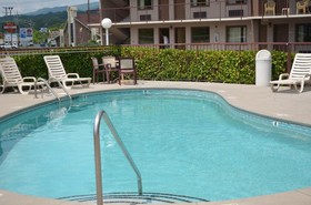 Baymont by Wyndham Pigeon Forge near Island Drive