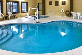Vista Suites Pigeon Forge, SureStay Collection by BW