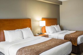 Vista Suites Pigeon Forge, SureStay Collection by BW