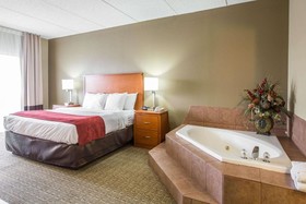Vista Suites Pigeon Forge, SureStay Collection by BW