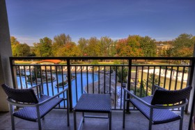 Courtyard Pigeon Forge