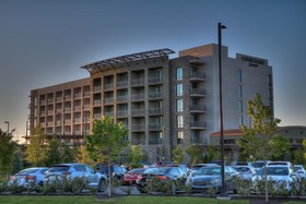 Courtyard Pigeon Forge