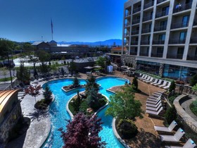 Courtyard Pigeon Forge