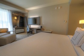 Courtyard Pigeon Forge