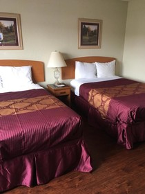 Bear Mount Inn & Suites
