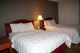 Bear Mount Inn & Suites
