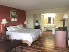 Bear Mount Inn & Suites