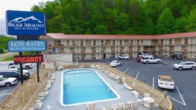 Bear Mount Inn & Suites