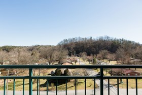 Best Western Plus Apple Valley Lodge Pigeon Forge